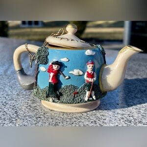 Vintage tea pot, trinket, collectors item. Golfers in kilts. Made in the 1970s.